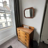 Отель Stylish 2nd Floor Georgian 1 Bedroom Apartment, фото 2