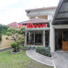 Отель RedDoorz Plus @ Tegal Panggung, фото 1