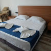 Отель Sandhill Beach Hotel, фото 2