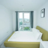 Отель High view 2 Bedroom apt - Woolwich, фото 10