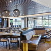 Отель SpringHill Suites by Marriott Oakland Airport, фото 7