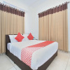 Отель OYO 13915 Albis Ville, фото 20