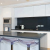 Отель Modern 2bed with free Parking in the iconic Quartermile, фото 4