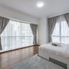 Отель Marco Polo - Stunning Getaway in Condo with Lake and City Views, фото 5
