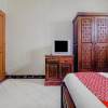 Отель OYO 90094 Gayatri Residence, фото 15
