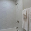 Отель Beach 2 Bay 2 2 Bedroom Home, фото 9