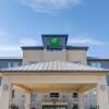 Отель Holiday Inn Express Kamloops, an IHG Hotel в Камлупсе