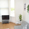 Отель Beautiful Two-bed Apartment With Driveway Parking, фото 28