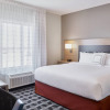 Отель TownePlace Suites by Marriott Medicine Hat, фото 4