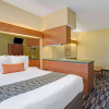 Отель Microtel Inn & Suites by Wyndham Bushnell, фото 3