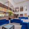 Отель Collection O 23137 Blue Roof Club, фото 15