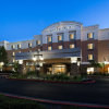 Отель SpringHill Suites Sacramento Airport Natomas в Сакраменто