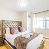 Отель Luxury 2BR + 100 Walkscore | Theatre District | Evonify, фото 7