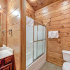 Отель The Great Escape II 5 Bedroom Mountain View Home with Hot Tub, фото 7