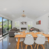 Отель At Home at the Lakes - Pauanui Holiday Home, фото 15
