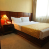 Отель New World Hotel, фото 1