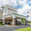 Отель Hampton Inn Brookhaven, фото 1