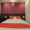 Отель OYO 15616 Om Sai Grand, фото 2