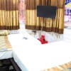 Отель Room in Guest Room - Standard Family Room Mere Steps Away From Mira Place 1, фото 2