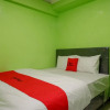 Отель RedDoorz @ Jalan Gatot Subroto Semarang, фото 4
