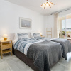Отель LCR4- Large 3 bed apt close to beach, port, фото 3