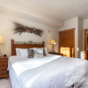 Отель Red Hawk Townhomes by Summit County Mountain Retreats, фото 3