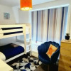 Отель Sea Breeze - 10 min Walk From Beach - Free Parking, фото 8