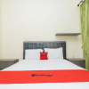 Отель RedDoorz Plus @ Grace Residence Surabaya, фото 8