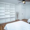 Отель Downtown Remodeled Cozy 2br/1ba Home Sleeps 8, фото 16