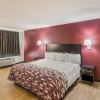 Отель Red Roof Inn & Suites Pensacola East - Milton, фото 29