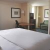 Отель La Quinta Inn & Suites Tulsa Central, фото 34