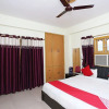 Отель OYO Flagship 4655 Home Stay Hotel Vihar, фото 6