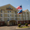 Отель Candlewood Suites Joplin, an IHG Hotel в Джоплине