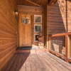 Отель Sawtooth by Avantstay Spacious Pine Tree Cabin w/ Hot Tub, фото 13