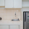 Отель Homey And Nice Studio At Serpong Greenview Apartment, фото 3