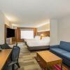 Отель Holiday Inn Express & Suites Bellevue, an IHG Hotel, фото 2