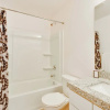 Отель South Salt Lake Townhome - Family Friendly!, фото 10