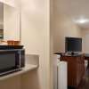 Отель Travelodge by Wyndham Swift Current, фото 3