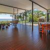 Отель Absolute Beachfront House with Private Pool, фото 8