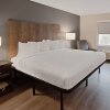 Отель Extended Stay America Premier Suites - Union City - Dyer St., фото 3