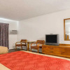Отель Econo Lodge Malone, фото 18