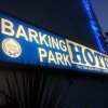 Отель Barking Park Hotel, фото 1