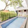 Отель Oyo 90057 Riverside Bali Villas в Менгвитанях