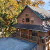 Отель Eagle's Landing 4 Bedroom Cabin by RedAwning, фото 25