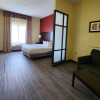 Отель Days Inn & Suites by Wyndham Houston / West Energy Corridor, фото 7
