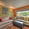 Отель Gold Beach Apartment w/ Activities - 2 Mi to Ocean, фото 5