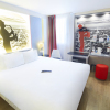 Отель Kyriad Paris Nord - Porte de Saint Ouen, фото 28