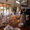 Отель Idyllic Retreat For 4 People in Beautiful Otway Ranges, Recharge & Refresh in Hot Tub, фото 3