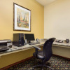 Отель Country Inn & Suites by Radisson, Norman near University, фото 4
