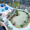 Отель Condo on bay with boat launch and multiple pools, фото 25